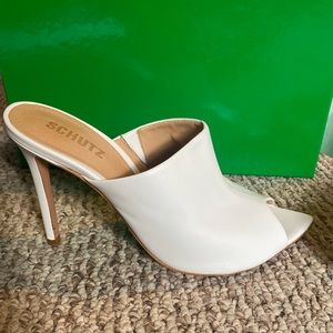 Schutz white heels perfect for spring summer